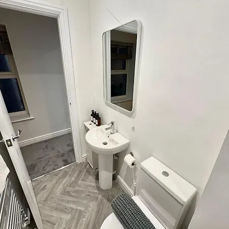 1br Flat By Cozy Quarters Management Short Term Near Roseberry Topping & Saltburn *
